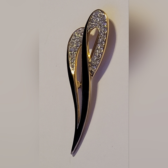 Vintage Trifari Signed Rhinestone & Enamel Brooch Pin - Picture 3 of 4